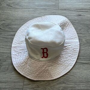 Boston Red Socks White and Red Bucket Hat